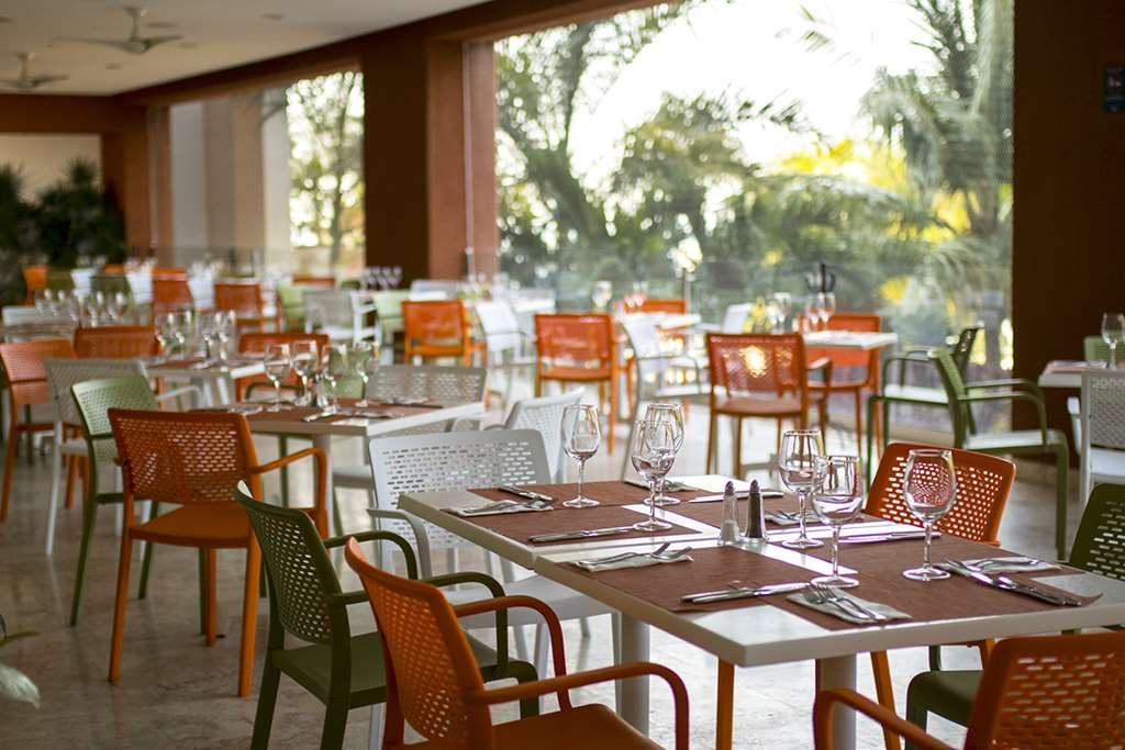 Azul Ixtapa Grand All Inclusive Suites - Spa & Convention Center Restaurant billede